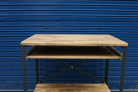 写真：オーダーメイド家具！シンプルパソコンデスク！