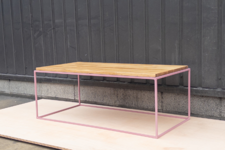 写真：テトラゴンテーブル W920　 Grunge-Pink