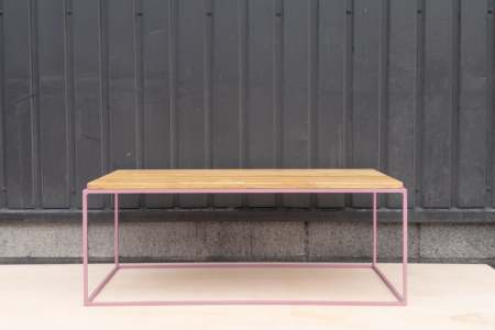 写真：テトラゴンテーブル W920　 Grunge-Pink