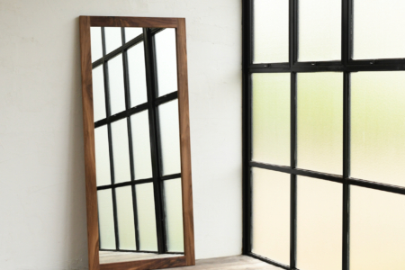 写真：WOOD FRAME MIRROR　1560