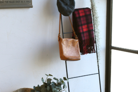 写真：NEW LADDER HANGER