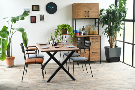 写真：NEW『DINING TABLE – X frame』