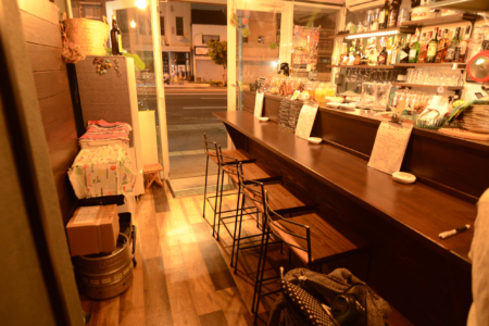 写真：大阪府大阪市　deli,cafe&bar tulak/トゥラーク様　ハイチェア他