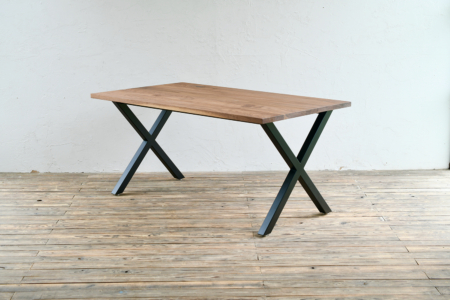写真：DINING TABLE – X frame / WALNUT