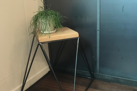 写真：大阪府大阪市 美容室 LI-TO hair/make様 Pyramid stool